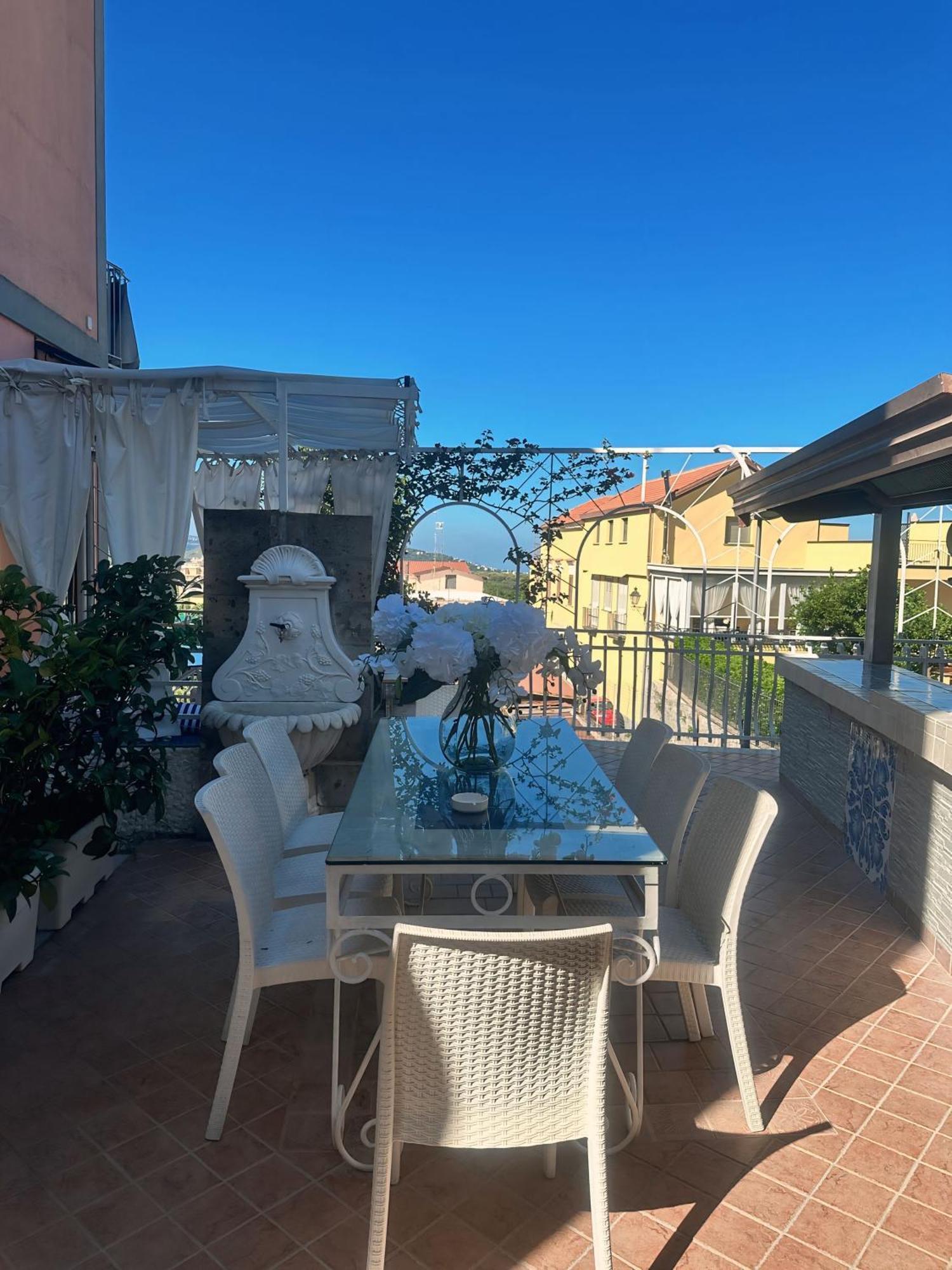 Maison Vico94 فيكو إيكوينس المظهر الخارجي الصورة
